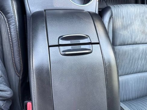 Used 2018 Toyota Highlander Plus AWD/4WD image 33