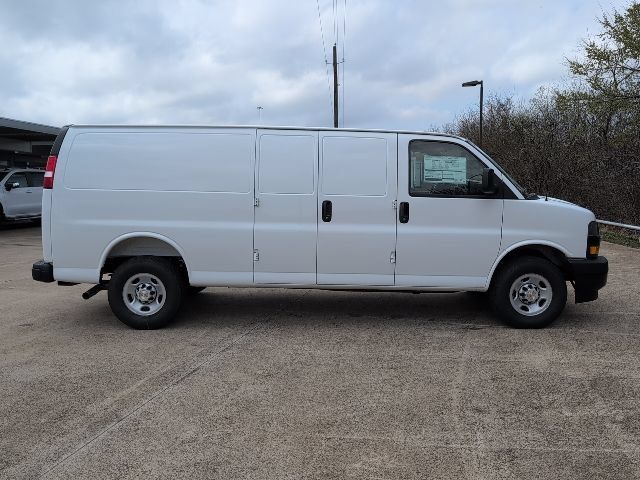 New 2026 Chevrolet Express 2500 Extended w/ Driver Convenience Package RWD image 17