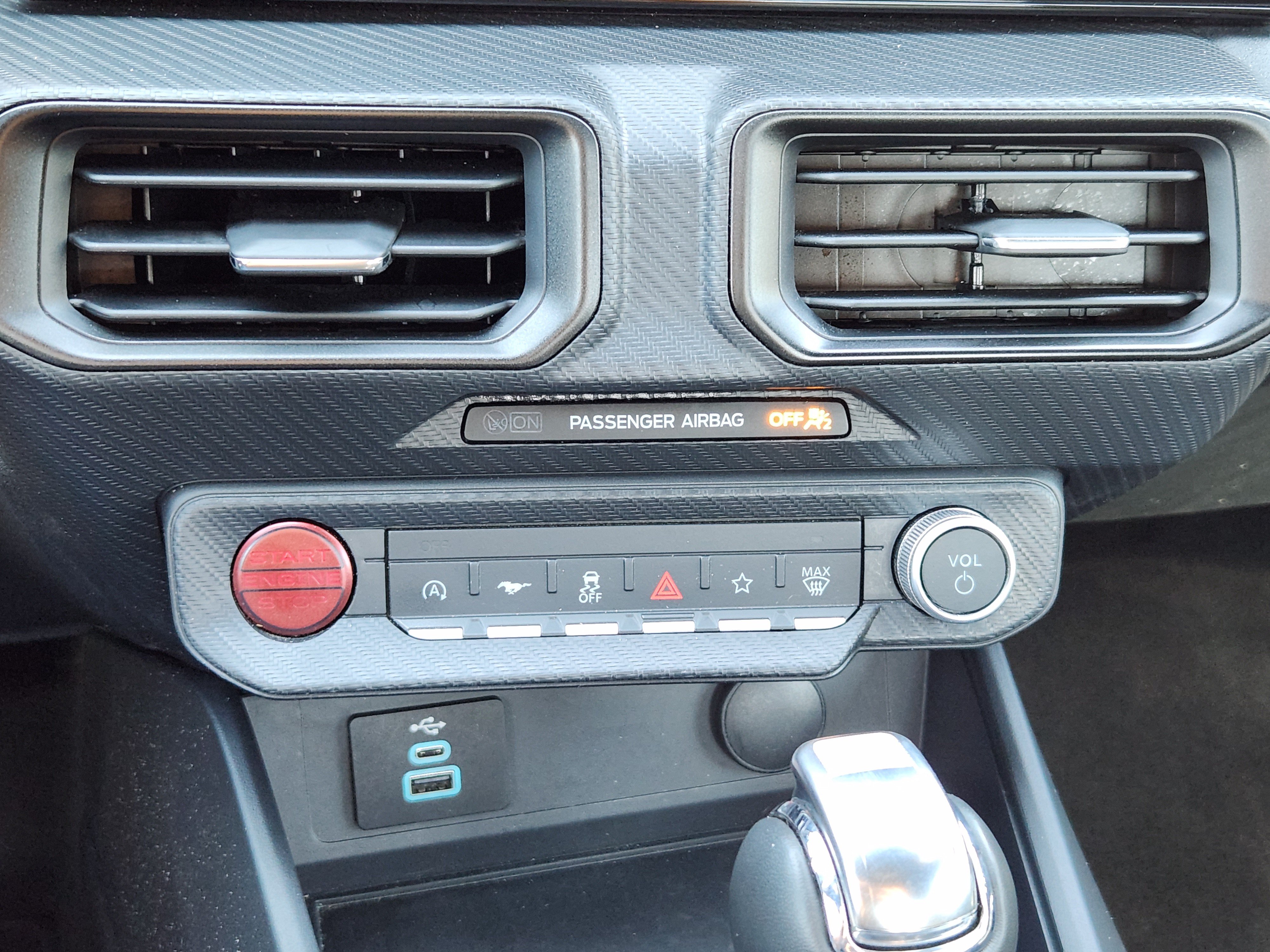 Used 2024 Ford Mustang Coupe RWD image 20