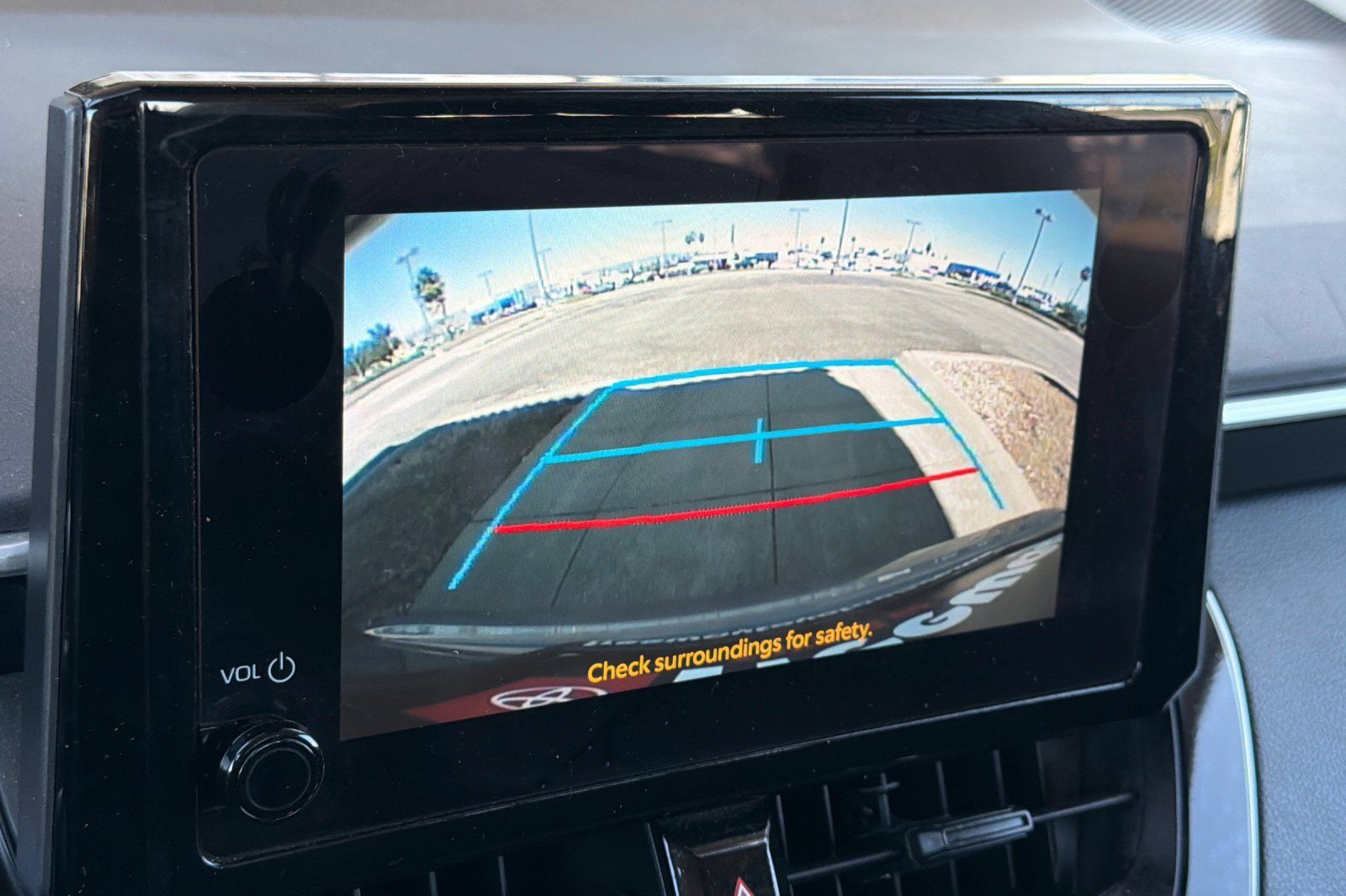 Used 2025 Toyota Corolla LE FWD image 23