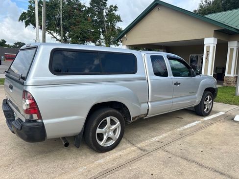 Used 2011 Toyota Tacoma 2WD Access Cab w/ Convenience Pkg image 4