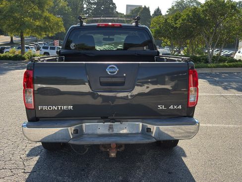 Used 2012 Nissan Frontier SL w/ Moonroof Pkg AWD/4WD image 7