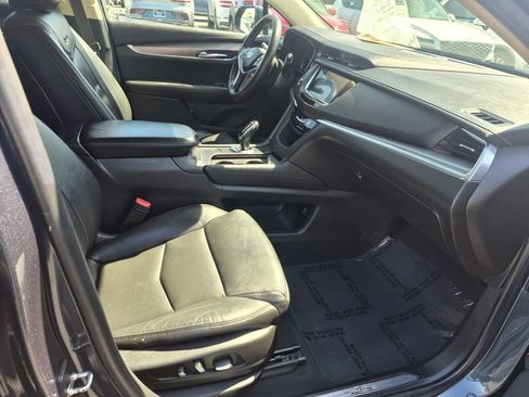 Used 2019 Cadillac XT5 Luxury FWD image 24