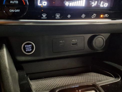 Used 2023 Nissan Rogue SV AWD/4WD image 19