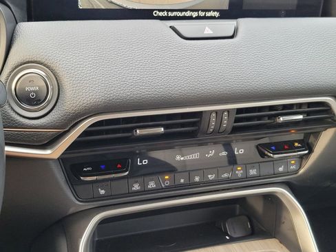 Used 2025 MAZDA CX-90 Plug-In Hybrid w/Premium Sport image 28