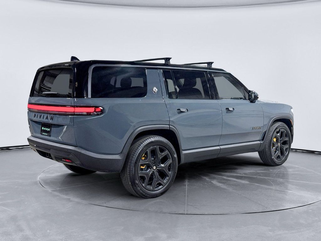 Used 2026 Rivian R1S Premium Tri AWD/4WD image 3