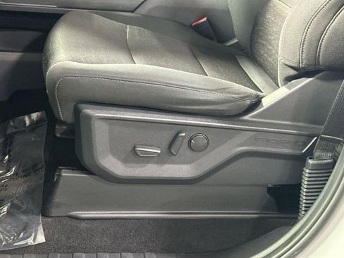 Used 2023 Ford F150 XLT w/ Equipment Group 302A High image 13