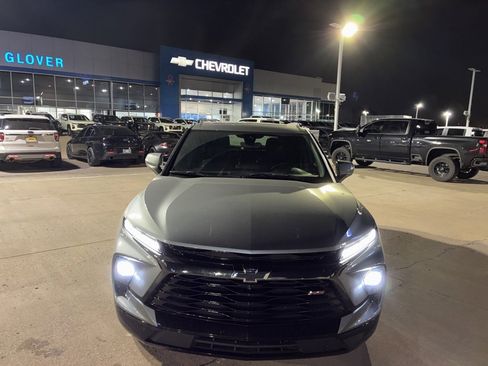 Used 2023 Chevrolet Blazer RS w/ Driver Confidence II Package image 2