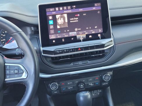 Used 2022 Jeep Compass Trailhawk w/ Sun and Sound Group image 13