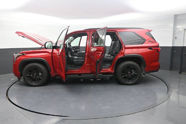Certified 2024 Toyota Sequoia Limited w/ TRD Off-Road Package AWD/4WD image 43