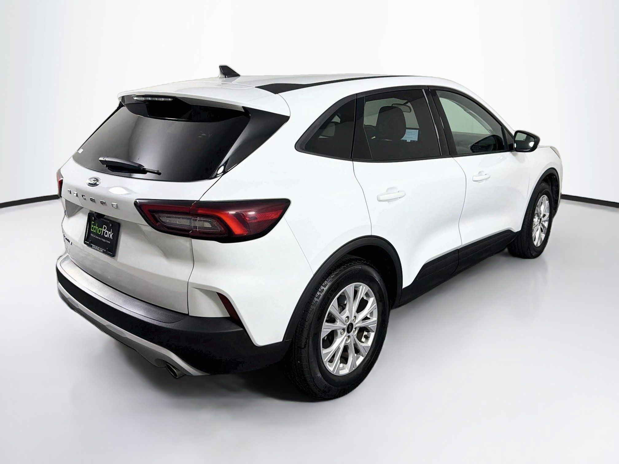 Used 2025 Ford Escape Active FWD image 9