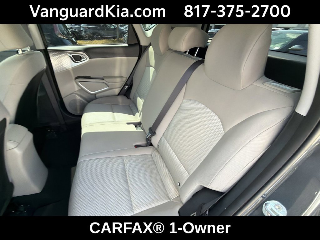 Certified 2025 Kia Soul LX FWD image 25