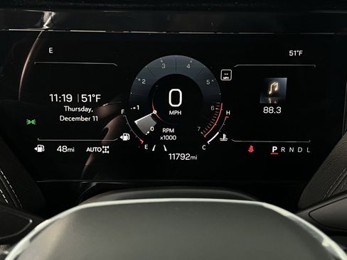 Used 2025 GMC Yukon XL Denali image 14