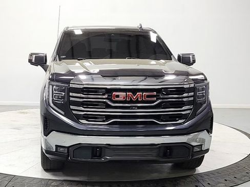 Used 2023 GMC Sierra 1500 SLT w/ SLT Premium Package AWD/4WD image 2