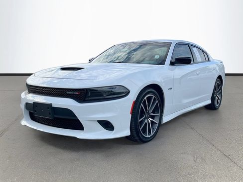 Used 2023 Dodge Charger R/T w/ Plus Group RWD image 3