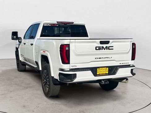 Used 2024 GMC Sierra 3500 Denali Ultimate AWD/4WD image 7