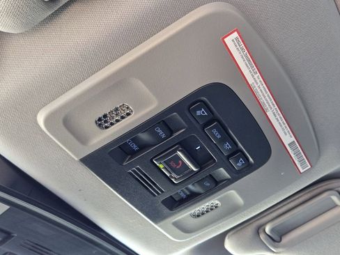 Used 2021 Toyota Camry SE image 31