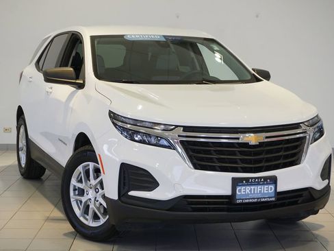 Certified 2024 Chevrolet Equinox LS w/ LS Convenience Package image 4