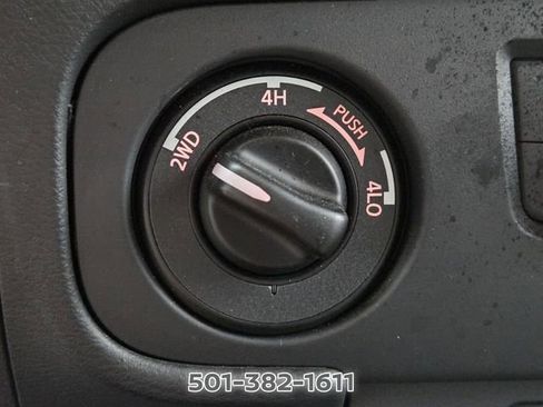 Used 2025 Nissan Frontier SV w/ SV Convenience Package AWD/4WD image 23