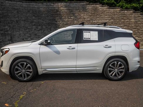Used 2020 GMC Terrain Denali w/ Denali Premium Package image 9