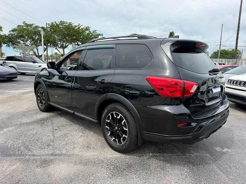 Used 2020 Nissan Pathfinder SL AWD/4WD image 8