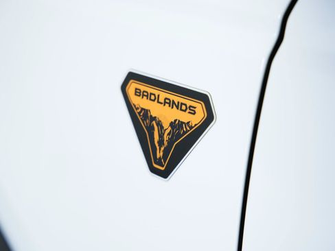 Used 2024 Ford Bronco Badlands AWD/4WD image 14