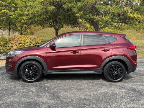 Used 2016 Hyundai Tucson SE image 8