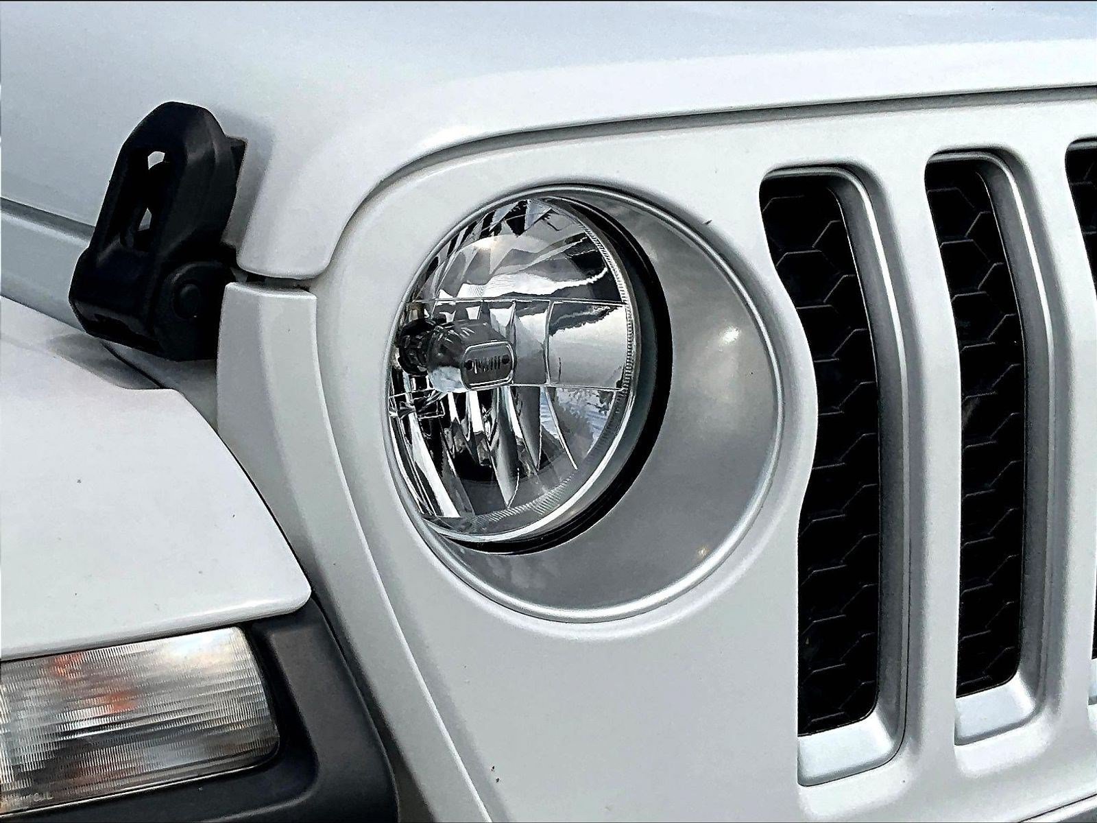 Used 2022 Jeep Gladiator Overland AWD/4WD image 33