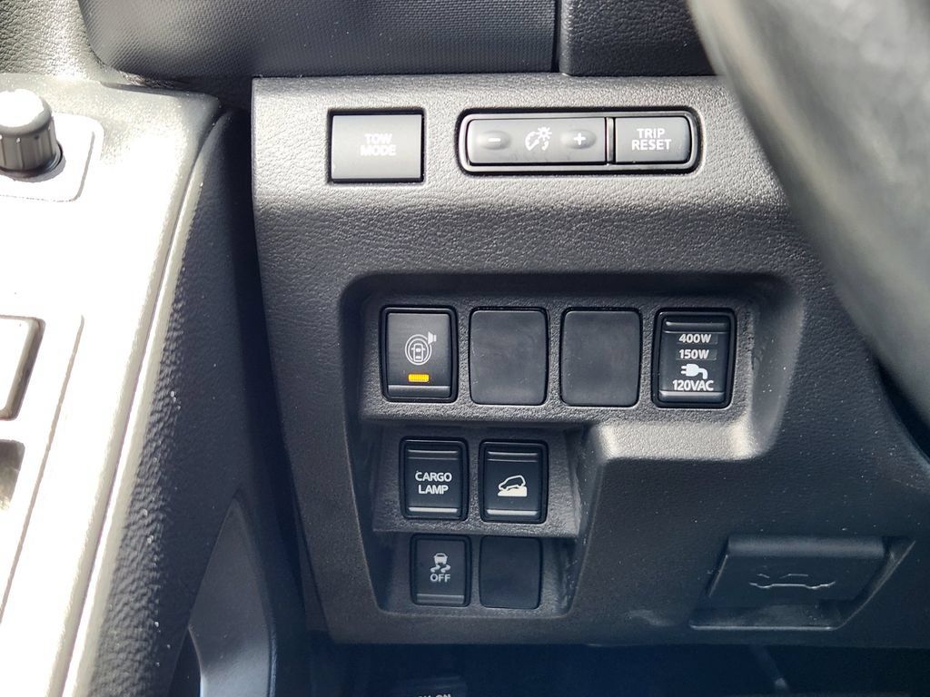 Certified 2024 Nissan Frontier SV w/ SV Convenience Package AWD/4WD image 18