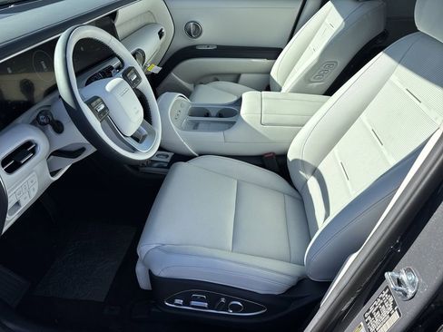 New 2026 Hyundai Palisade Calligraphy FWD image 9
