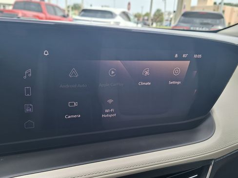 Used 2024 Buick Encore GX Avenir w/ Avenir Technology Package FWD image 14