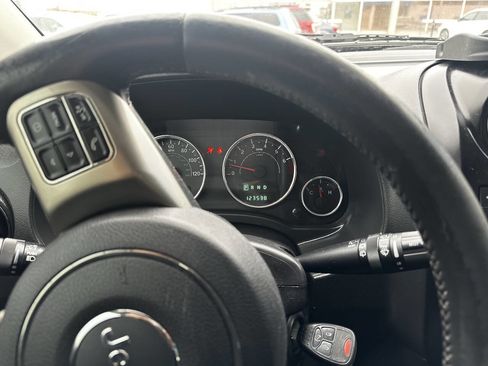 Used 2012 Jeep Compass Limited w/ Sun/Sound Group image 16