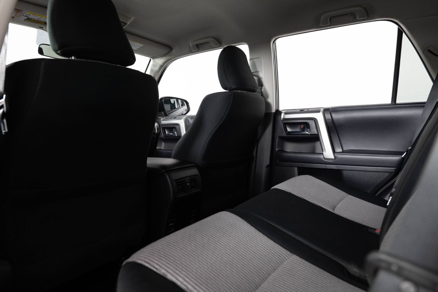 Used 2019 Toyota 4Runner SR5 AWD/4WD image 19