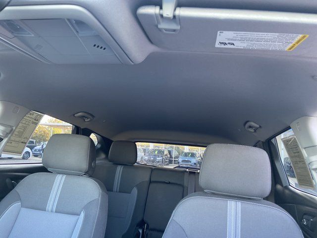 Used 2025 Chevrolet Blazer LT FWD image 30