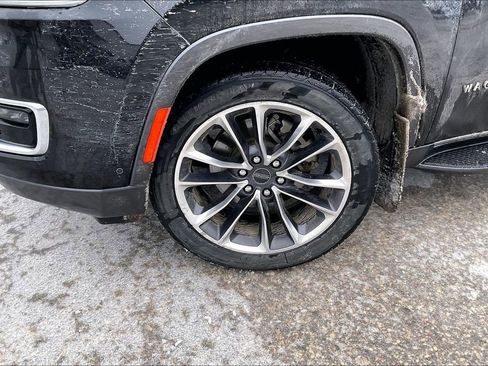 Used 2022 Jeep Wagoneer Series II w/ Premium Group I image 4