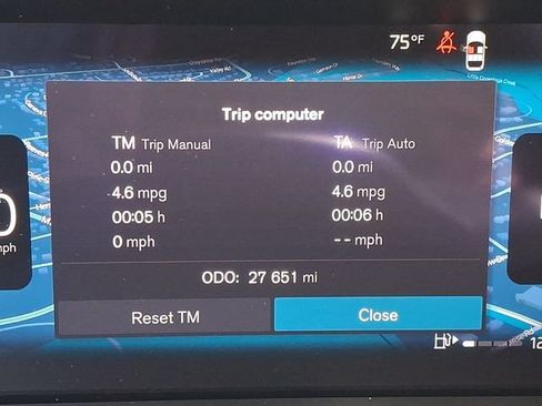 Certified 2023 Volvo XC60 B5 Plus w/ Climate Package AWD/4WD image 23