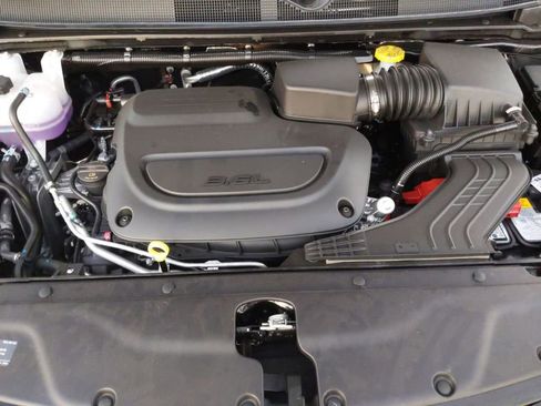 New 2026 Chrysler Pacifica Pinnacle image 34