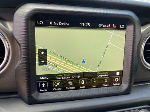 Used 2022 Jeep Wrangler Unlimited Rubicon 4xe w/ Cold Weather Group image 27