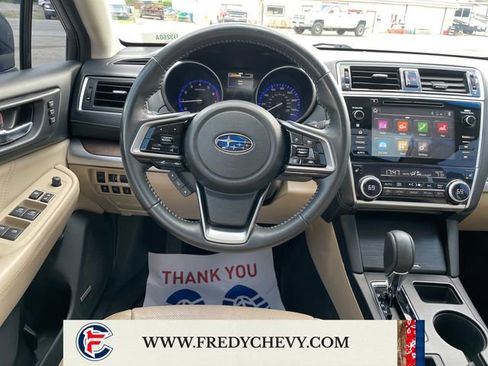 Used 2018 Subaru Outback 2.5i Limited AWD/4WD image 13