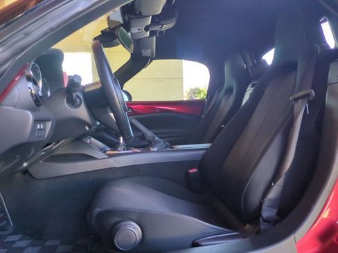 Used 2023 MAZDA MX-5 Miata Club image 16