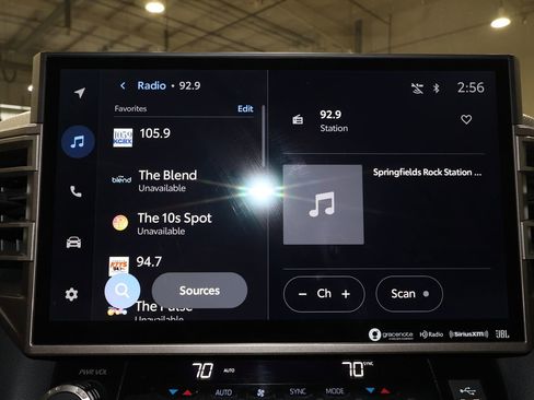 Used 2023 Toyota Tundra Limited image 12