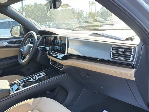 New 2026 Volkswagen Atlas Cross Sport SE image 21