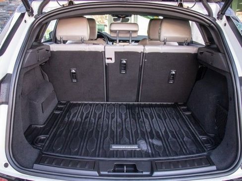 Used 2022 Land Rover Range Rover Evoque SE image 22