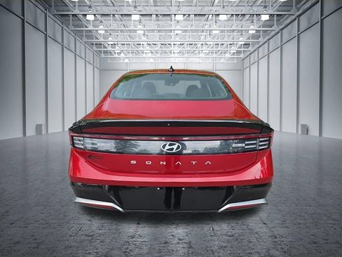 Used 2025 Hyundai Sonata SEL FWD image 7