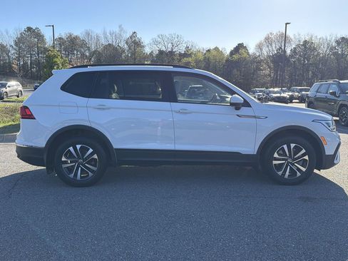 Used 2023 Volkswagen Tiguan S image 6