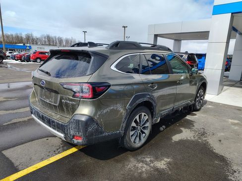 Used 2024 Subaru Outback Limited image 3