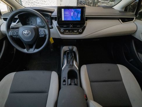 Used 2024 Toyota Corolla LE FWD image 19