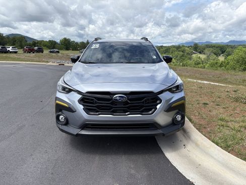 Used 2025 Subaru Crosstrek 2.5i Sport w/ Popular Package #4A AWD/4WD image 2