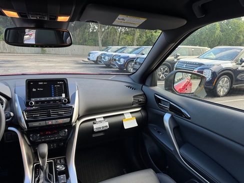 New 2025 Mitsubishi Eclipse Cross SEL image 25