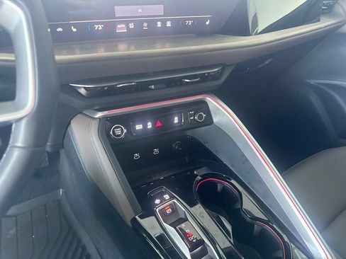 Used 2025 Audi Q5 Premium w/ Convenience Package AWD/4WD image 15